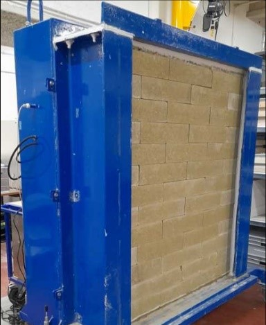 Comment assurer la perméabilité à l’air sur un mur en blocs de terre crue posés à sec Géomur ?